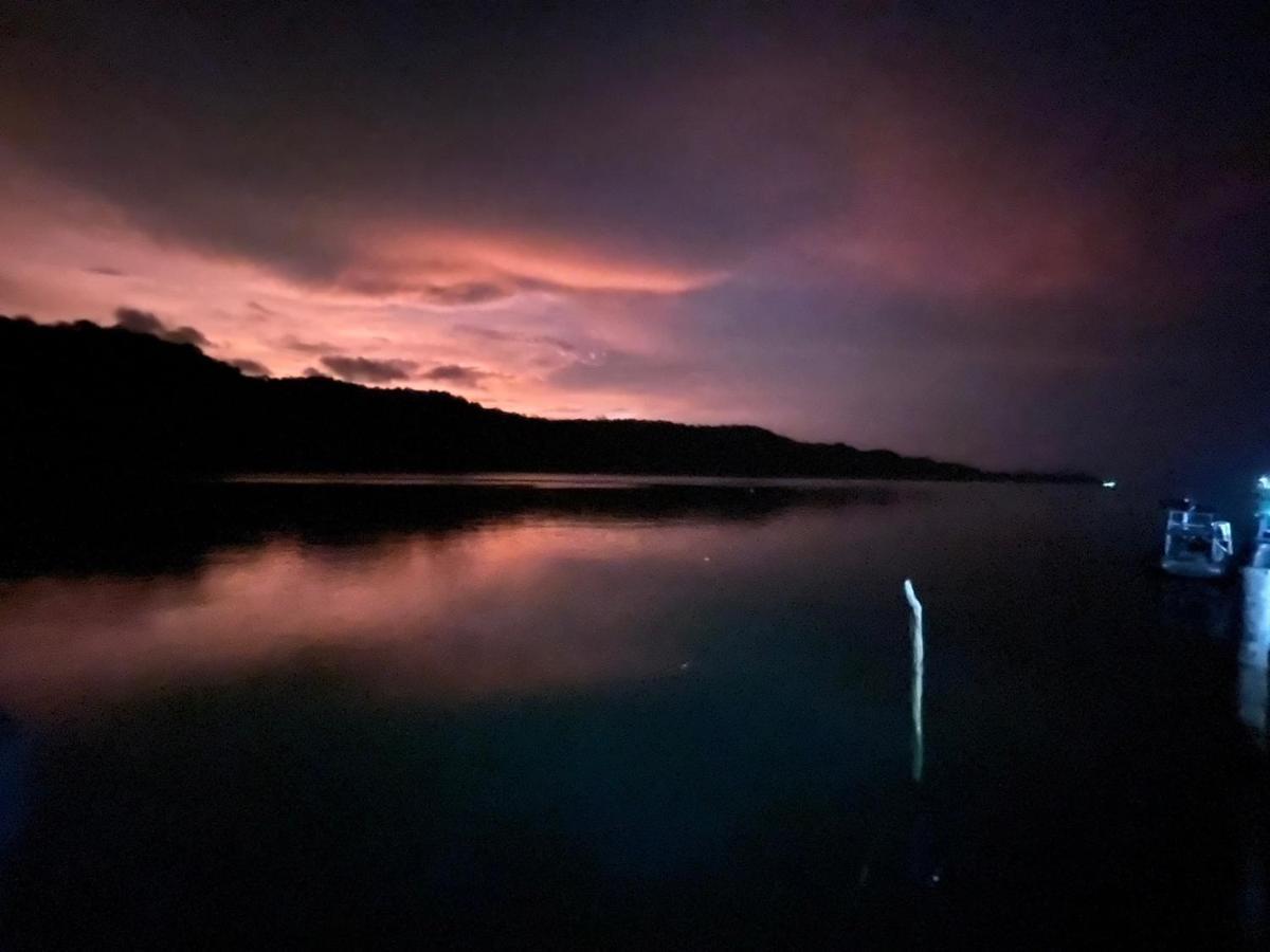 Dutchman Homestay Ko Kut Exteriör bild