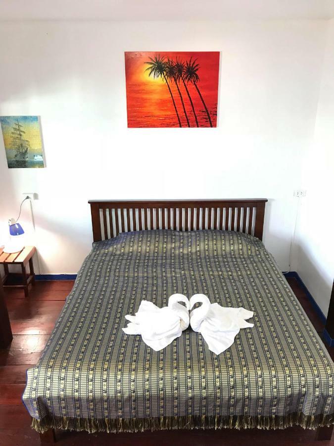 Dutchman Homestay Ko Kut Exteriör bild